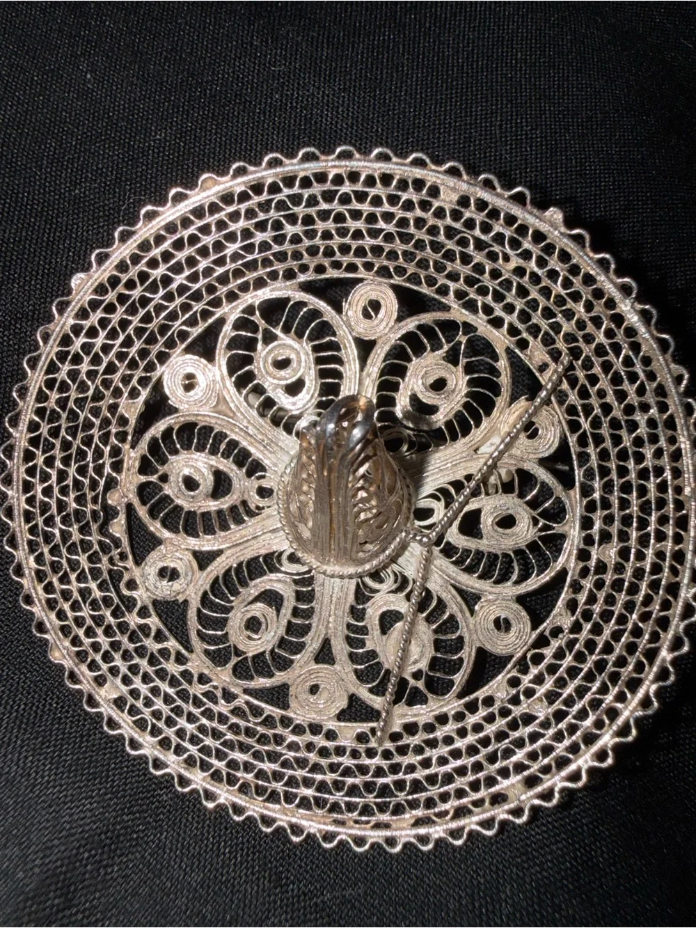 Vintage Mexican sombrero sterling Silver Filigree‎ Round Brooch